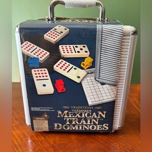 Spin Master Mexican Train Dominoes set Aluminum Case New